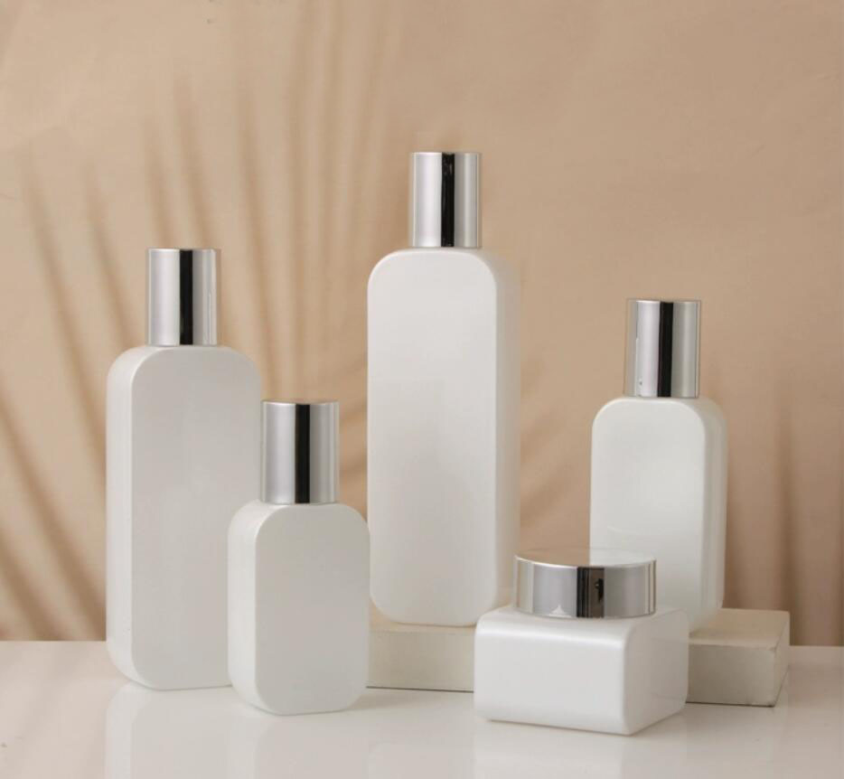 30 グラム白いガラス瓶シルバー蓋ポット錫デイナイトクリーム - Gel Refill Pack のレビューと価格